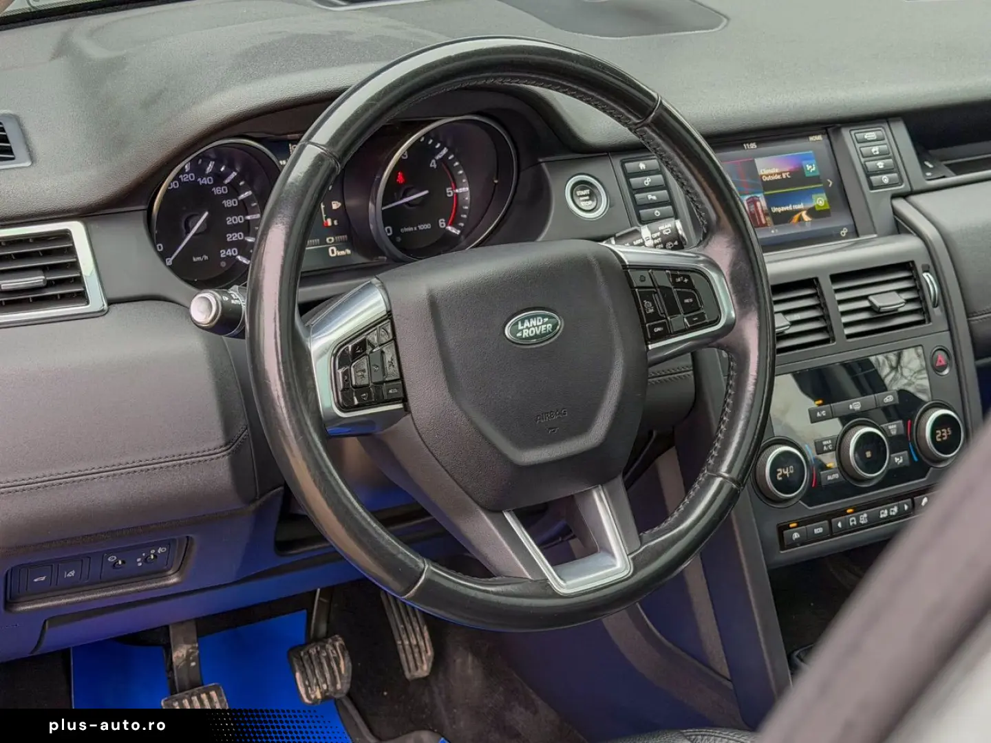 Land-Rover Discovery-Sport