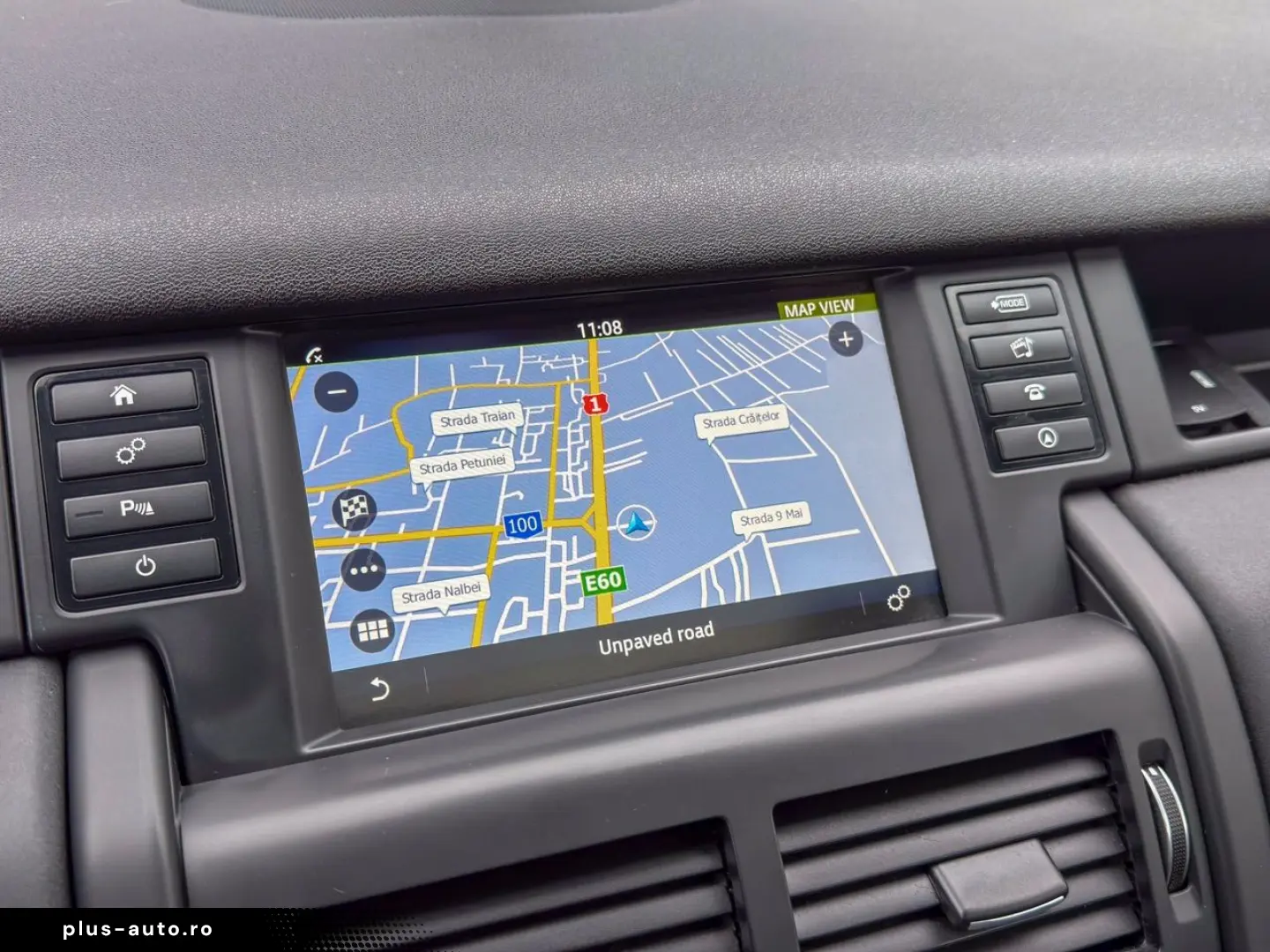 Land-Rover Discovery-Sport