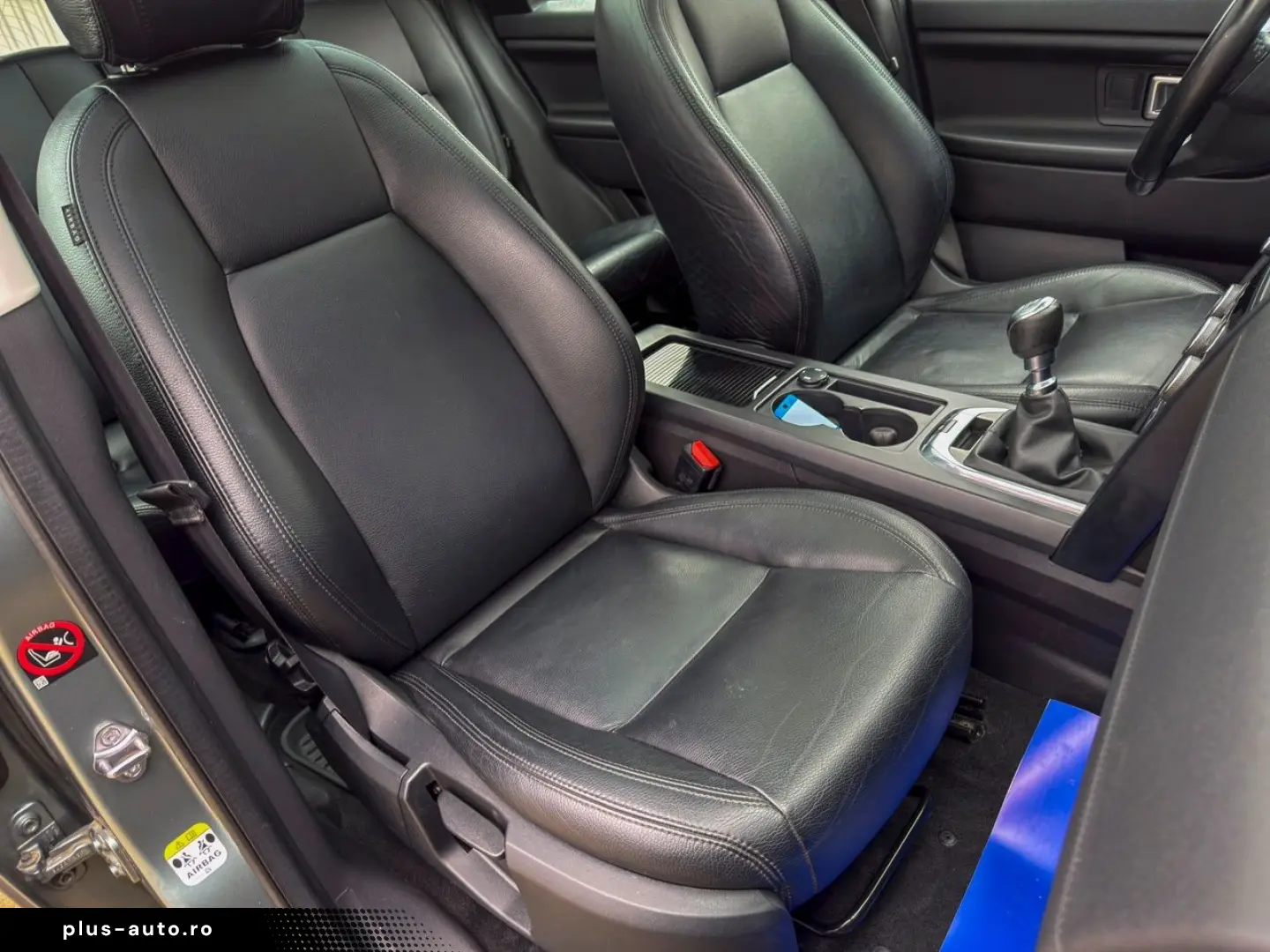 Land-Rover Discovery-Sport