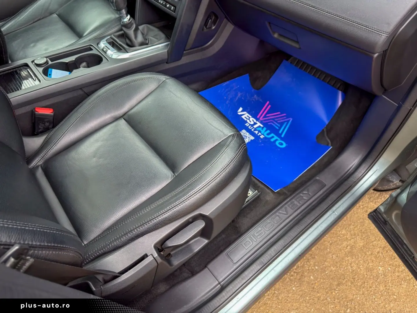 Land-Rover Discovery-Sport