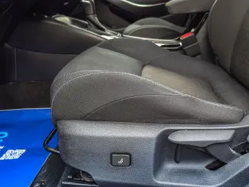 Toyota Corolla Navi Încălzire Car Play Bord Digital - Garanț