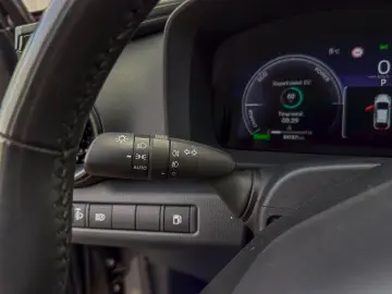 Toyota C-hr Incalzire CarPlay Navi Volan Încălzit - Garanție