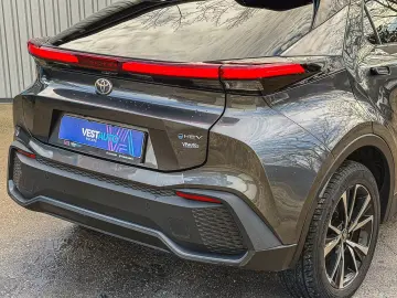 Toyota C-hr Incalzire CarPlay Navi Volan Încălzit - Garanție