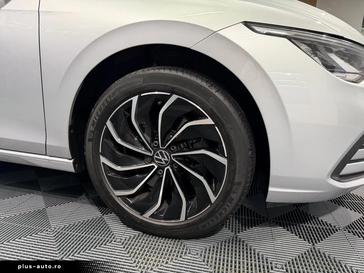 VW Golf Variant 2.0 TDI SCR DSG Life Kombi