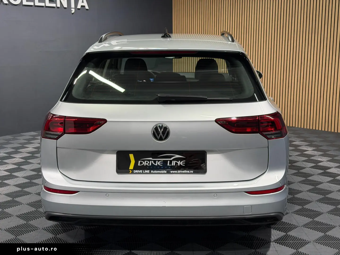 VW Golf Variant 2.0 TDI SCR DSG Life Kombi