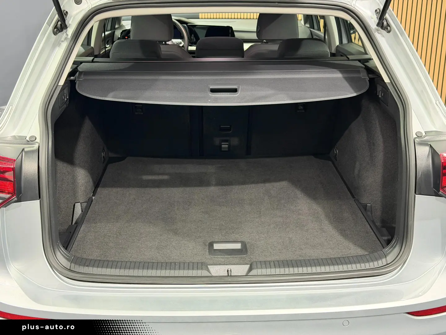 VW Golf Variant 2.0 TDI SCR DSG Life Kombi