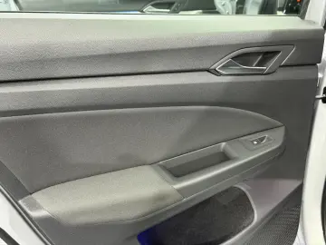 VW Golf Variant 2.0 TDI SCR DSG Life Kombi