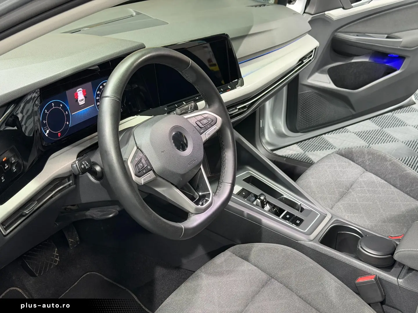 VW Golf Variant 2.0 TDI SCR DSG Life Kombi