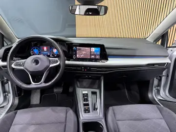 VW Golf Variant 2.0 TDI SCR DSG Life Kombi