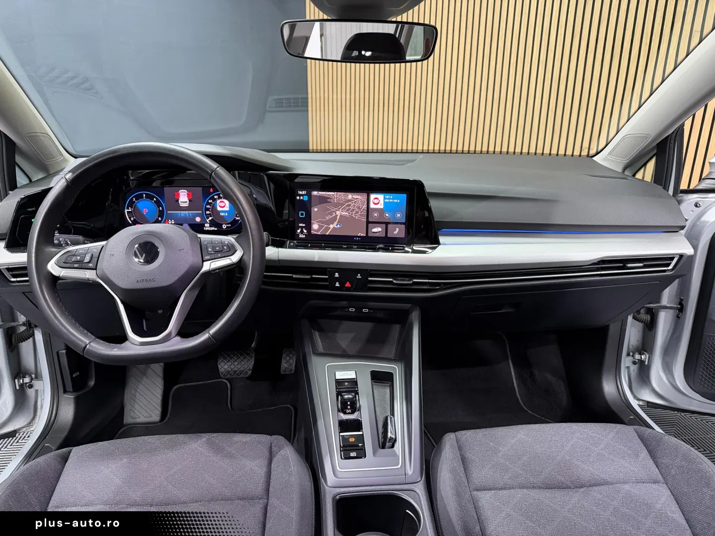 VW Golf Variant 2.0 TDI SCR DSG Life Kombi