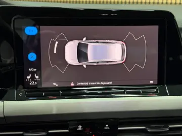 VW Golf Variant 2.0 TDI SCR DSG Life Kombi