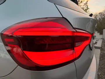 BMW X3 2.0d X-drive Sport Line