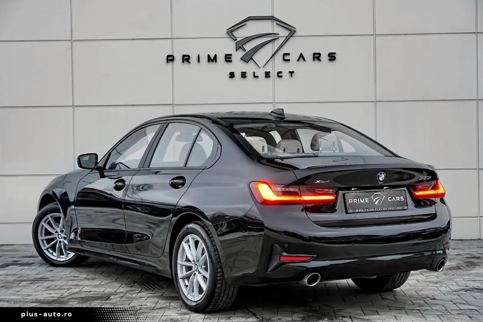 BMW Seria 3 320i xDrive Aut. Sport Line