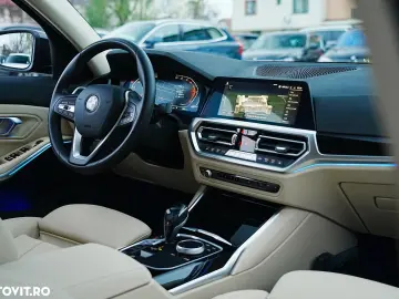 BMW Seria 3 320i xDrive Aut. Sport Line