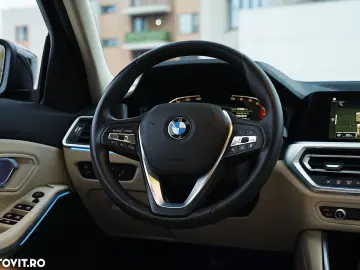 BMW Seria 3 320i xDrive Aut. Sport Line