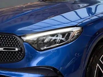 GLC 200 4M COUPE AMG NIGHT PANO STHZG 360