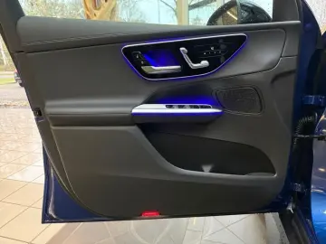 GLC 200 4M COUPE AMG NIGHT PANO STHZG 360