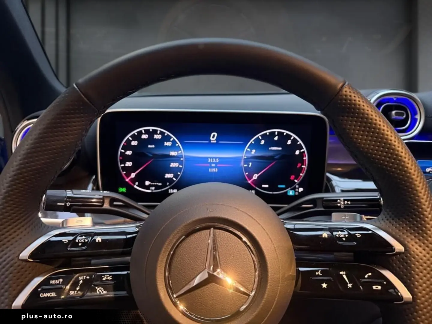 GLC 200 4M COUPE AMG NIGHT PANO STHZG 360