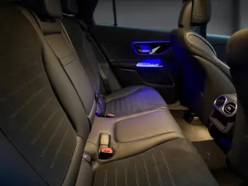 GLC 200 4M COUPE AMG NIGHT PANO STHZG 360