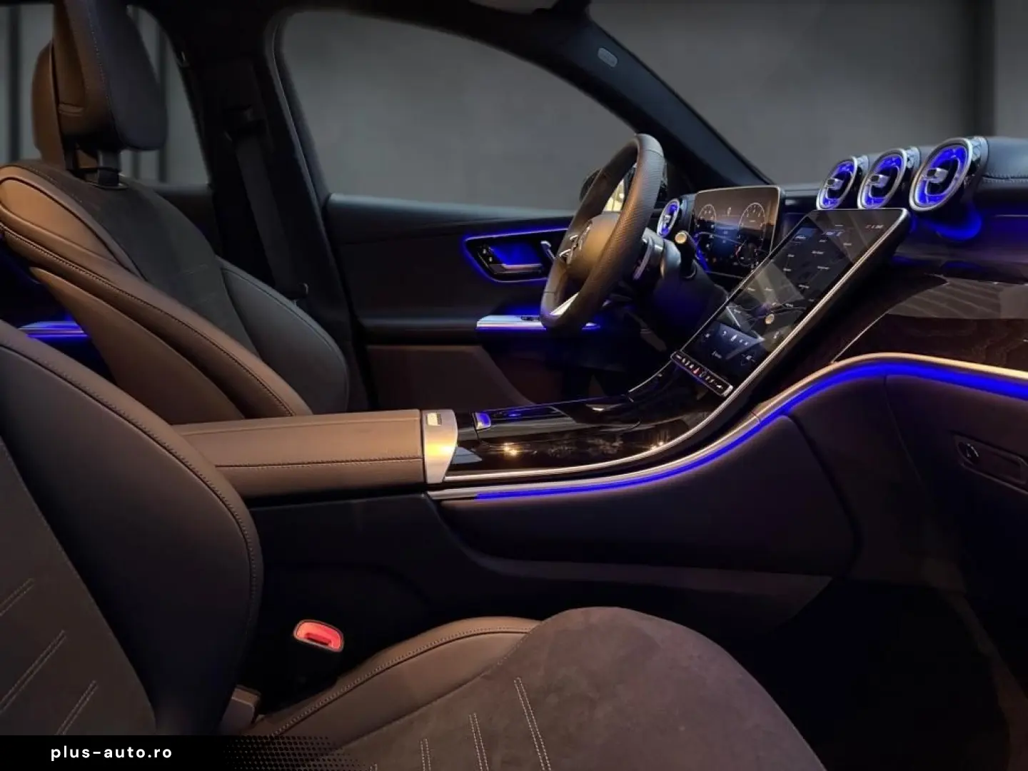 GLC 200 4M COUPE AMG NIGHT PANO STHZG 360