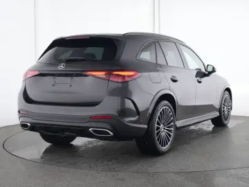 GLC 300 d 4 M AMG PANORAMA AHK 360 KAM EASYPACK