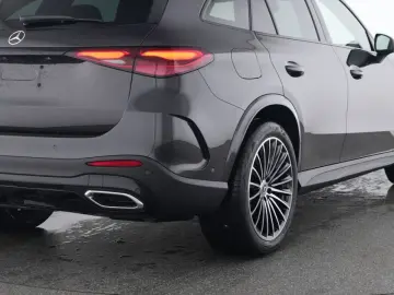 GLC 300 d 4 M AMG PANORAMA AHK 360 KAM EASYPACK