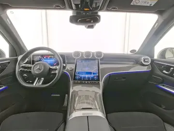 GLC 300 d 4 M AMG PANORAMA AHK 360 KAM EASYPACK