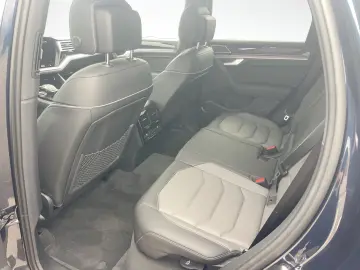 VW Touareg R-Line V6 TDI