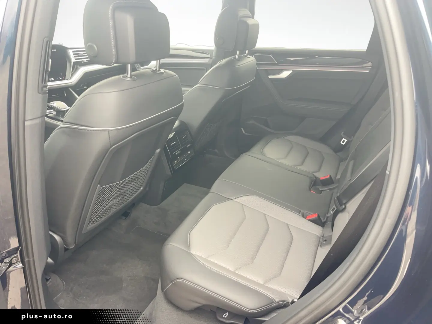 VW Touareg R-Line V6 TDI