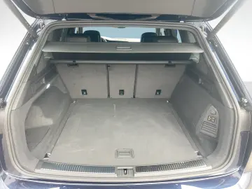 VW Touareg R-Line V6 TDI