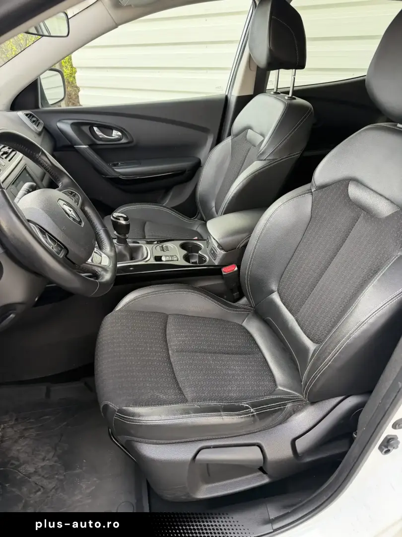 Renault Kadjar 1.5 diesel alb PERLAT