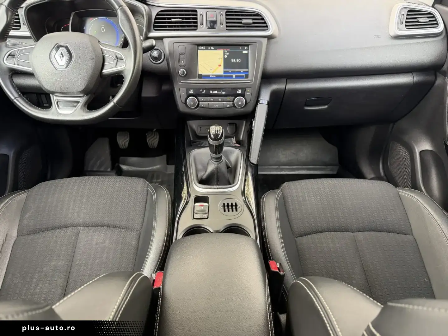Renault Kadjar 1.5 diesel alb PERLAT