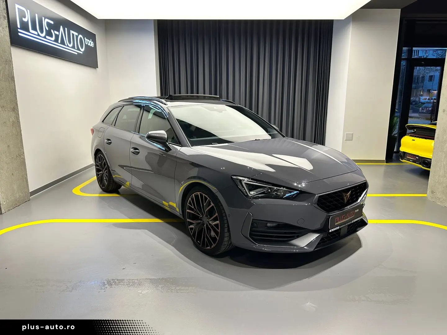 Cupra Leon Sportstourer  Pano Beats Camera Memorii