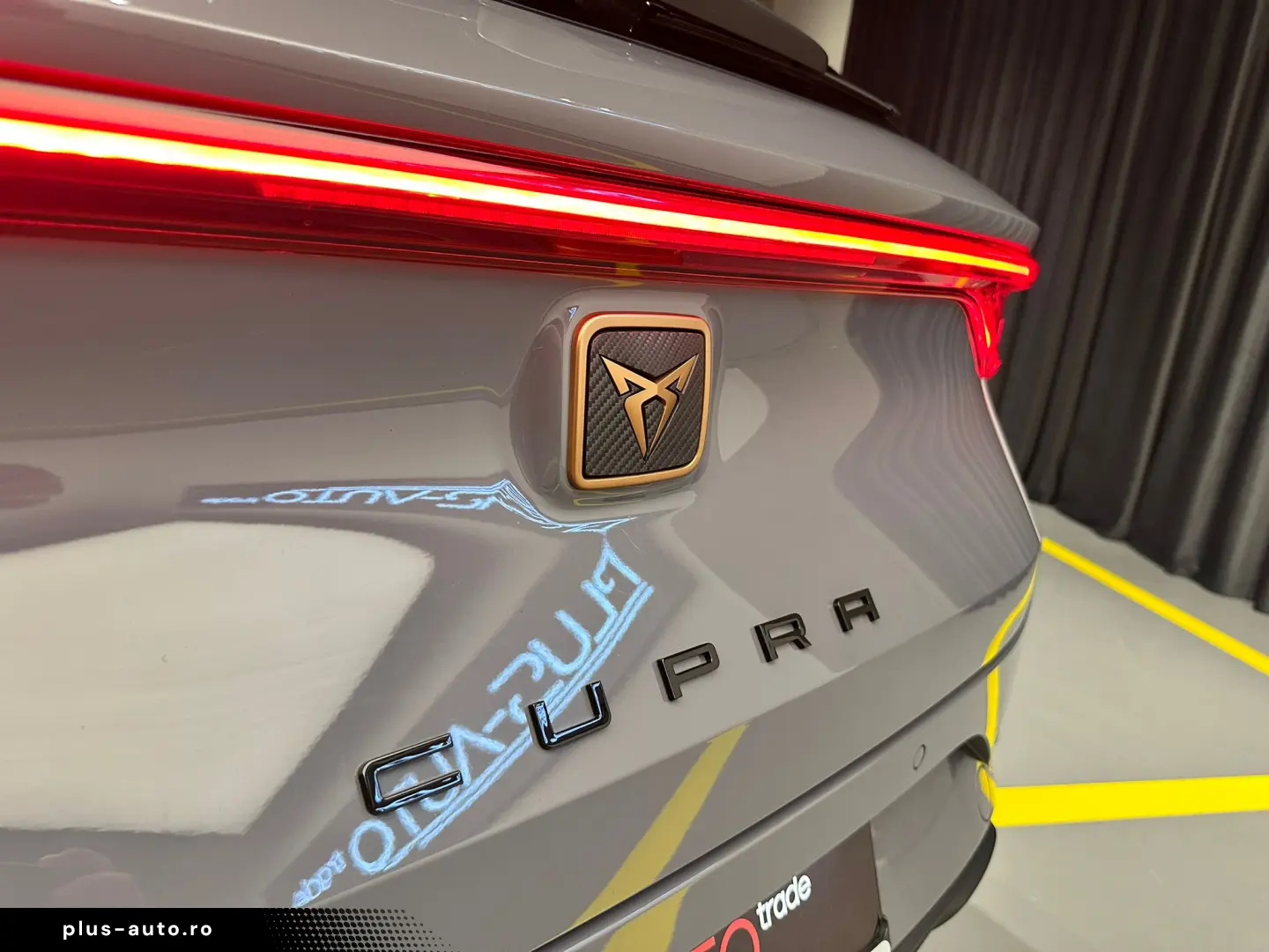 Cupra Leon Sportstourer  Pano Beats Camera Memorii