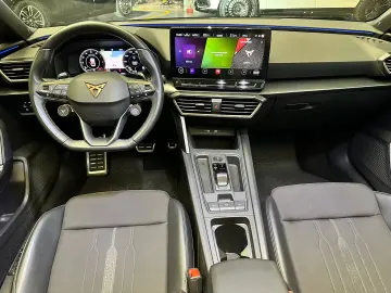 Cupra Leon Sportstourer  Pano Beats Camera Memorii