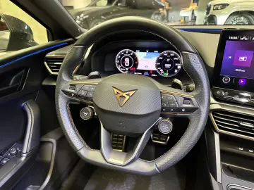 Cupra Leon Sportstourer  Pano Beats Camera Memorii