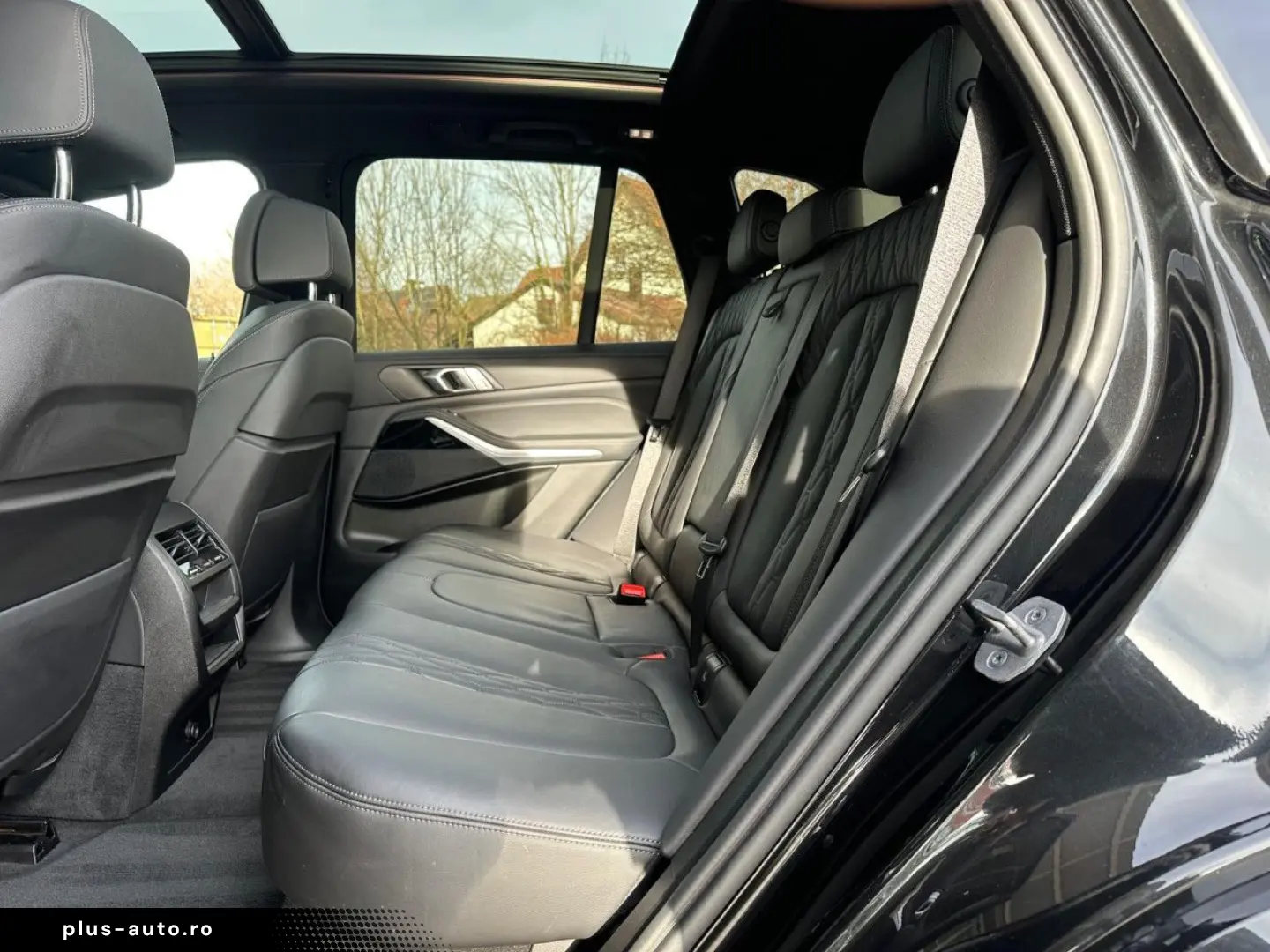 X5 x40d M Sport Laser HUD SurView PanoD.AHK 22