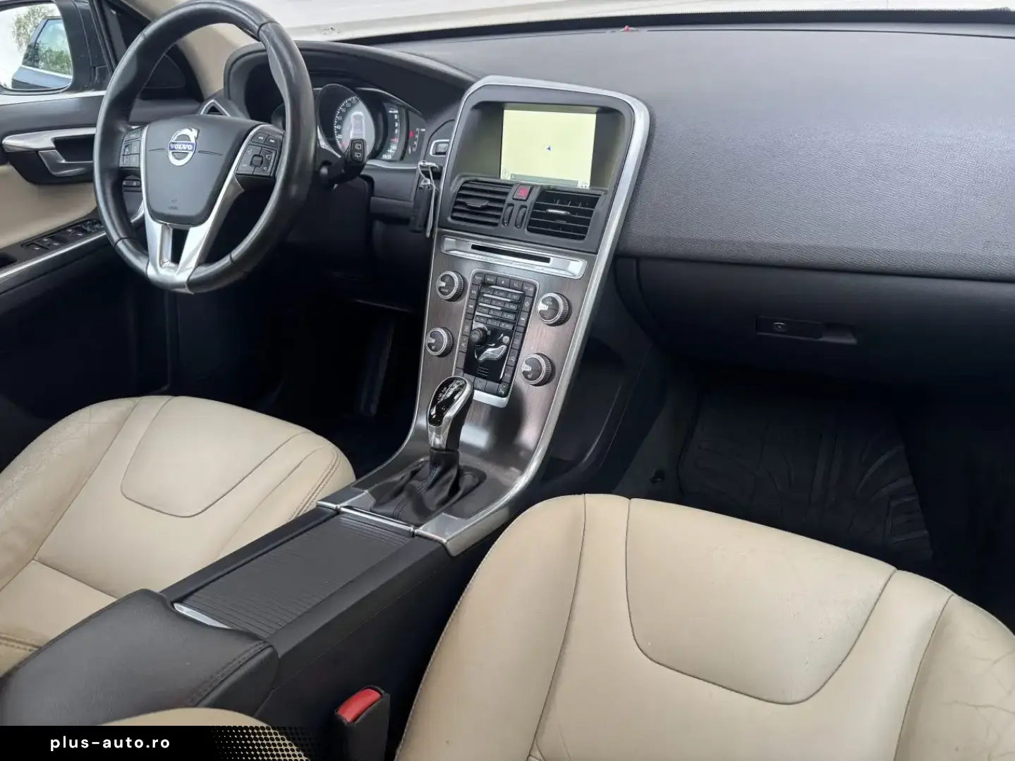 Volvo XC60 2015 2.0 diesel cutie automata