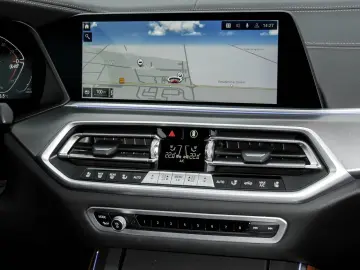 X5 xDrive40d M SPORT AHK H K PANO HuD DA PROF
