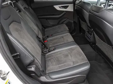 Q7 S line 55TFSI e Quatro