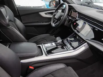 Q7 S line 55TFSI e Quatro