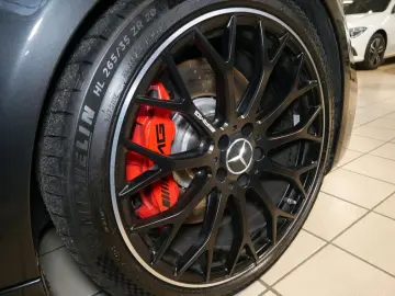 Mercedes-Benz C 63 AMG S E PERFORMANCE