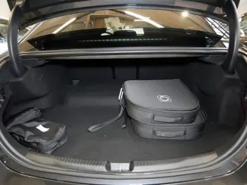 Mercedes-Benz C 63 AMG S E PERFORMANCE