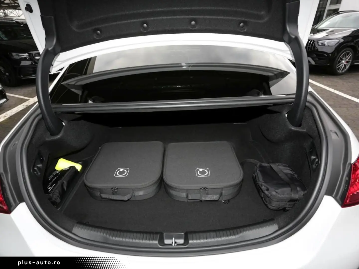 Mercedes-Benz C 63 AMG S E PERFORMANCE Night