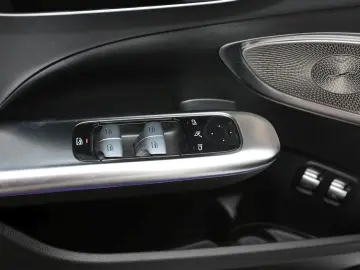 Mercedes-Benz C 63 AMG S E PERFORMANCE Night