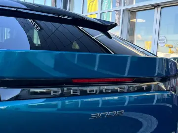 NOUL PEUGEOT 3008 SUV GT 1.2 HYBRID 145 CP E-DCS6