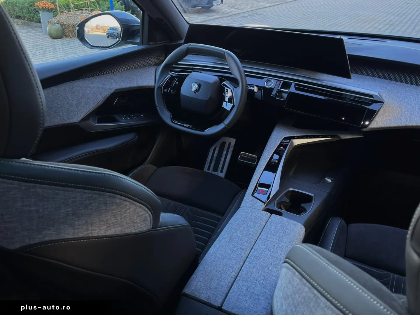 NOUL PEUGEOT 3008 SUV GT 1.2 HYBRID 145 CP E-DCS6