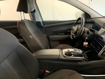 Tucson Hybrid 4WD