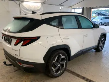 Tucson Hybrid 4WD