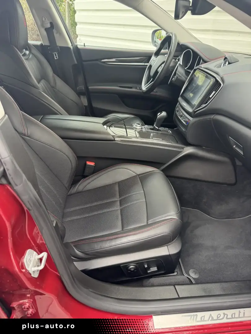 Maserati Ghibli SQ4 benzina 430 cp 4×4